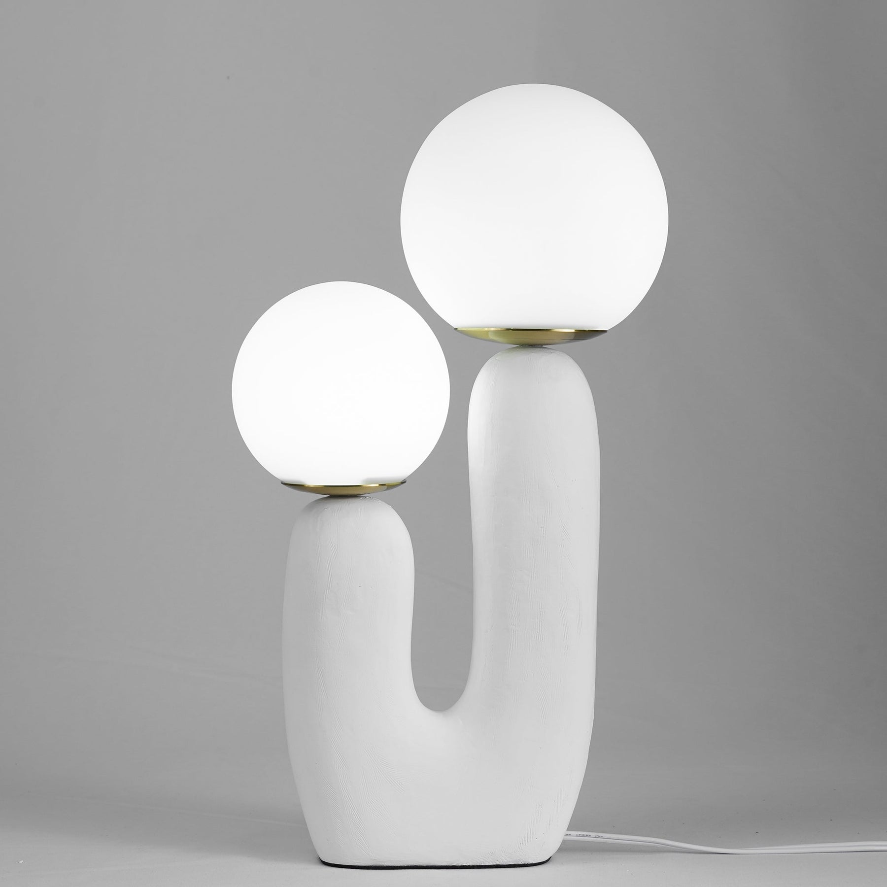 Lampe de Table en Verre et Résine - Design Élégant et Moderne pour Intérieur