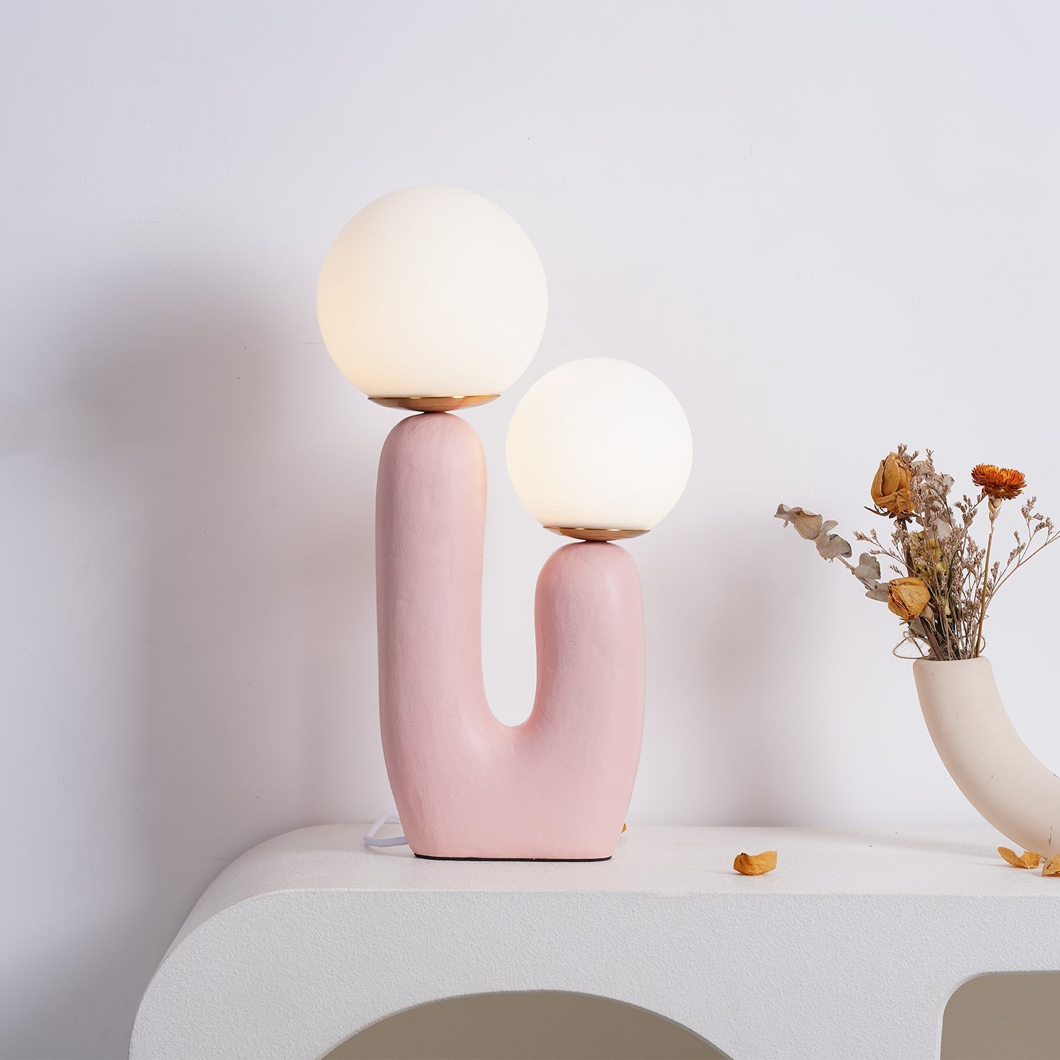 Lampe de Table en Verre et Résine - Design Élégant et Moderne pour Intérieur