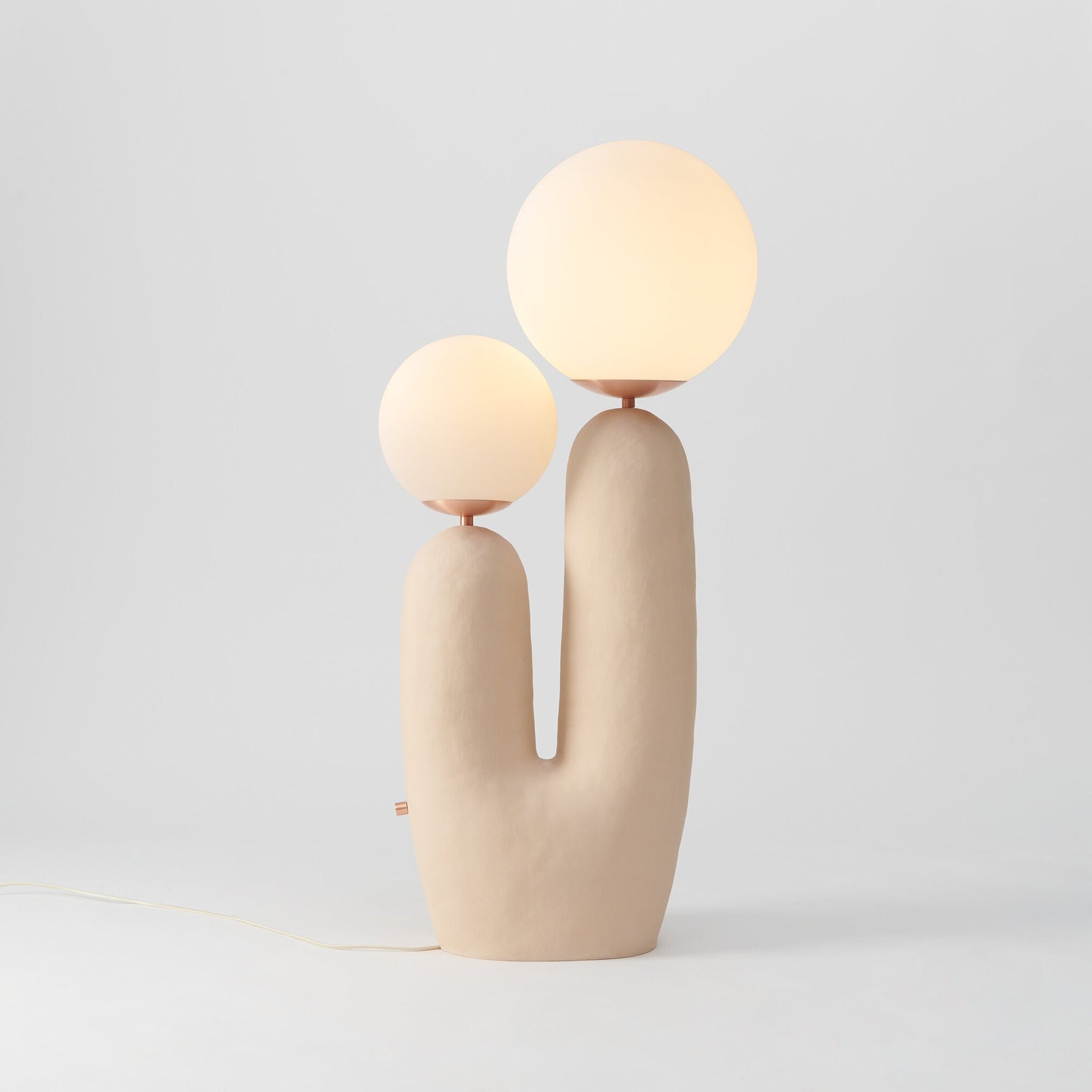 Lampe de Table en Verre et Résine - Design Élégant et Moderne pour Intérieur