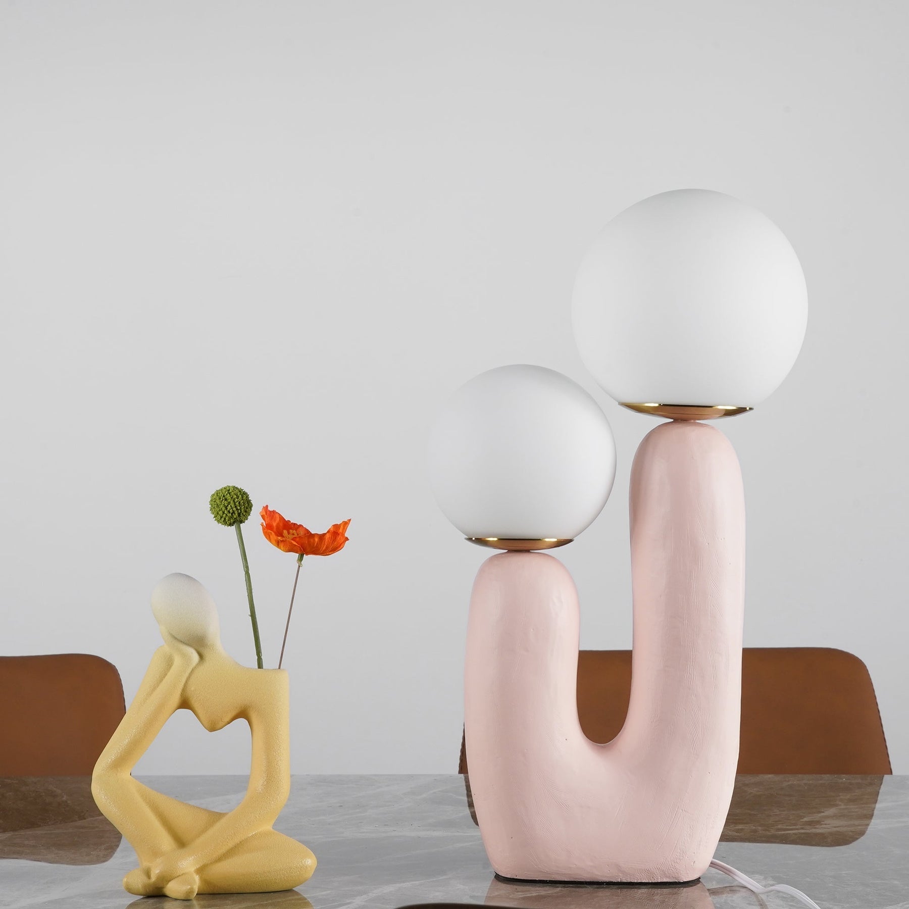 Lampe de Table en Verre et Résine - Design Élégant et Moderne pour Intérieur
