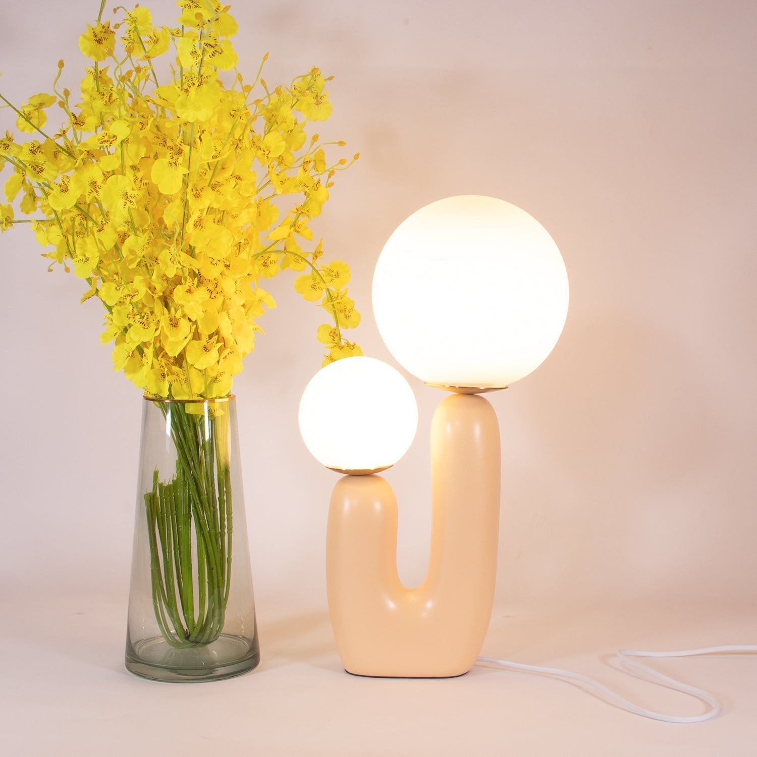 Lampe de Table Moderne - Éclairage Élégant et Fonctionnel
