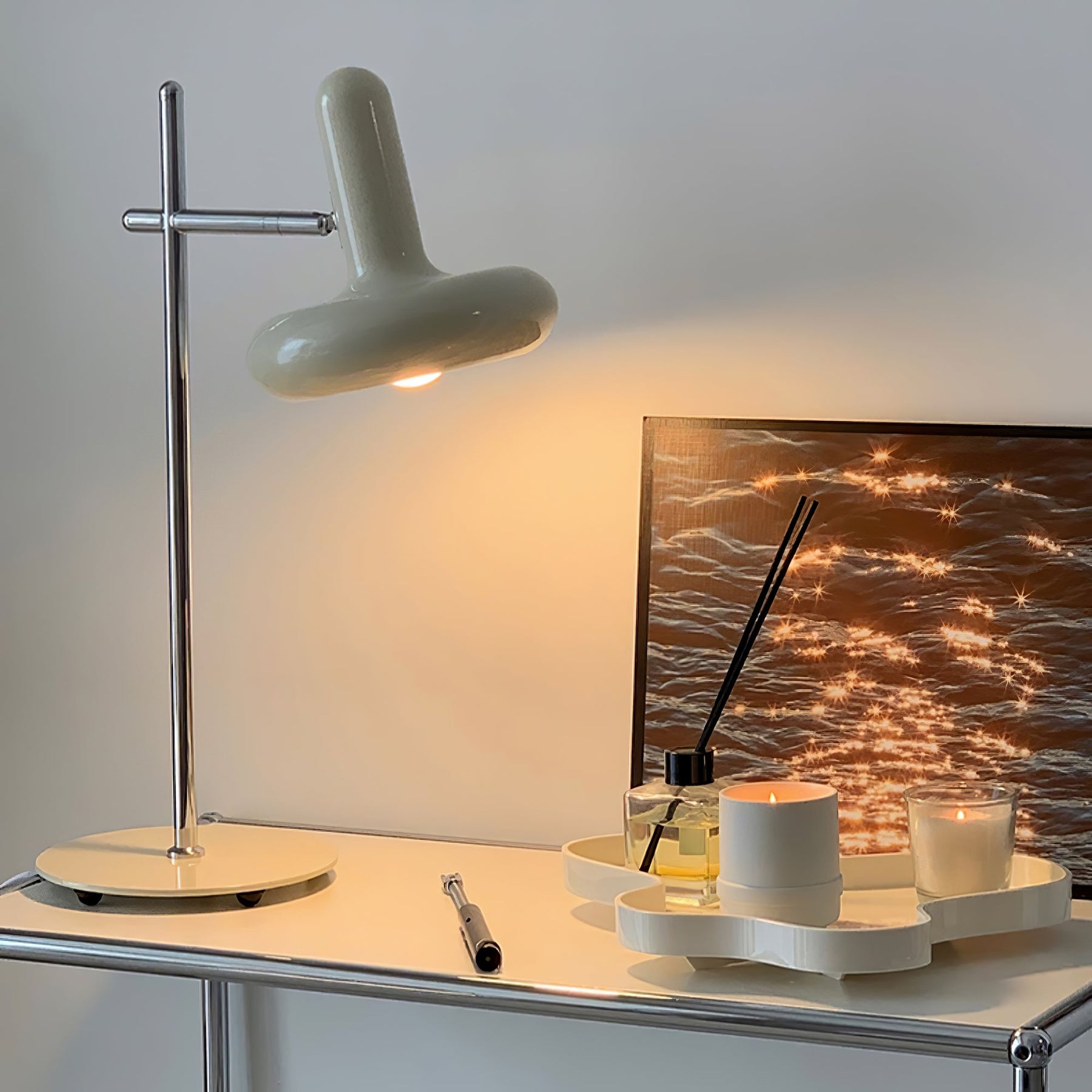Lampe de Table Élégante - Design Rétro et Éclairage Intime