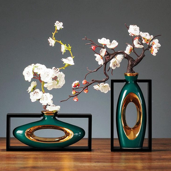 Vase Décoratif en Céramique - Bord Doré et Design Unique