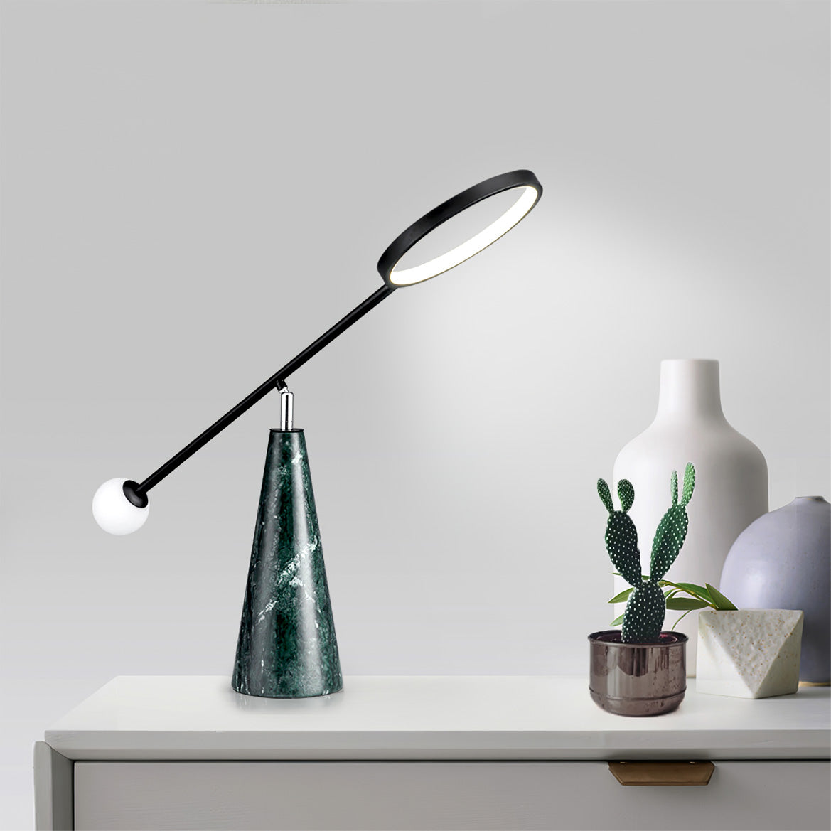 Lampe de Table Géométrique Ajustable - Design Postmoderne et Éclairage LED
