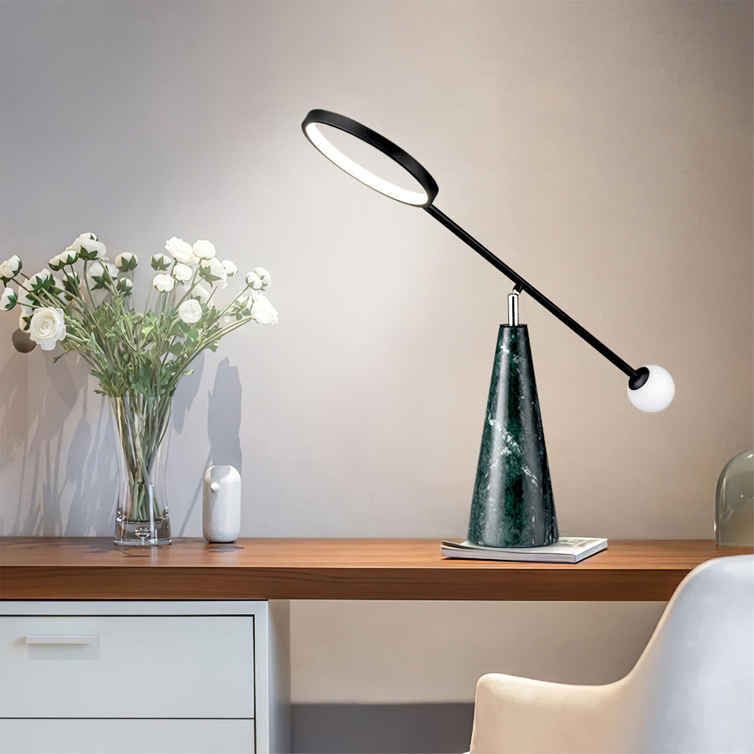 Lampe de Table Géométrique Ajustable - Design Postmoderne et Éclairage LED