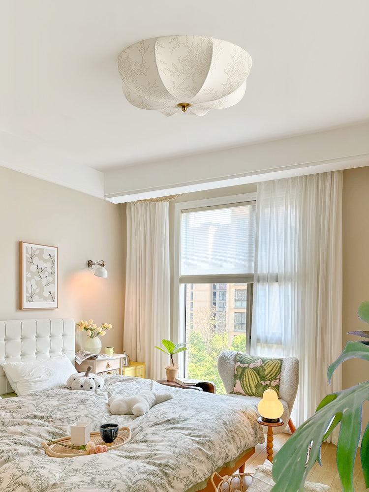 Éclairage en Tissu Vintage Français - Lumière Douce et Atmosphère Romantique