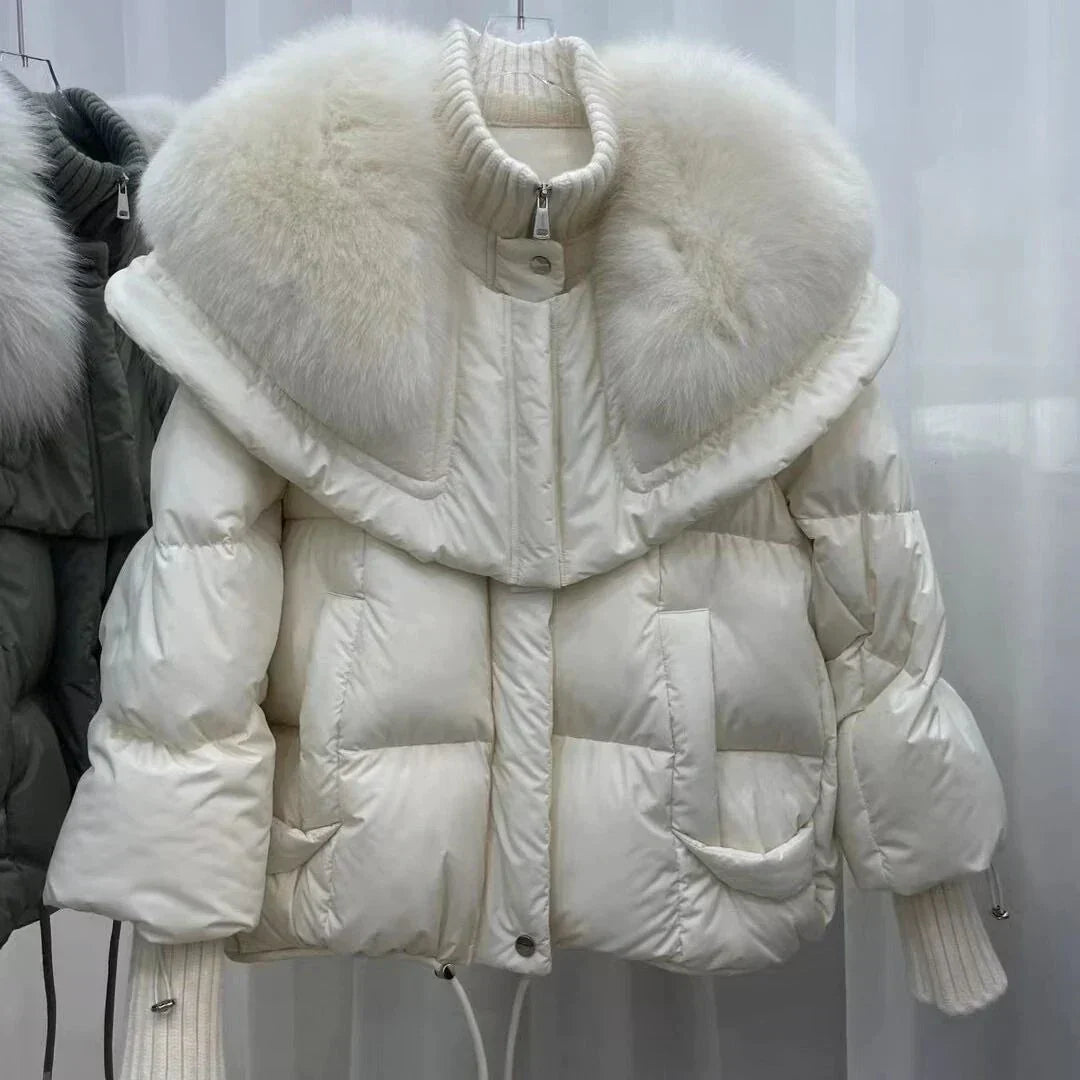 Manteau Court Chaud pour Femmes - Rembourrage Léger et Capuche Ajustable