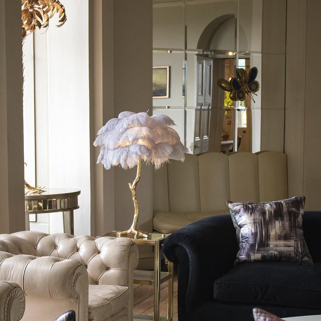 Lampe de Table Élégante en Plumes - Design Luxueux et Atmosphère Romantique