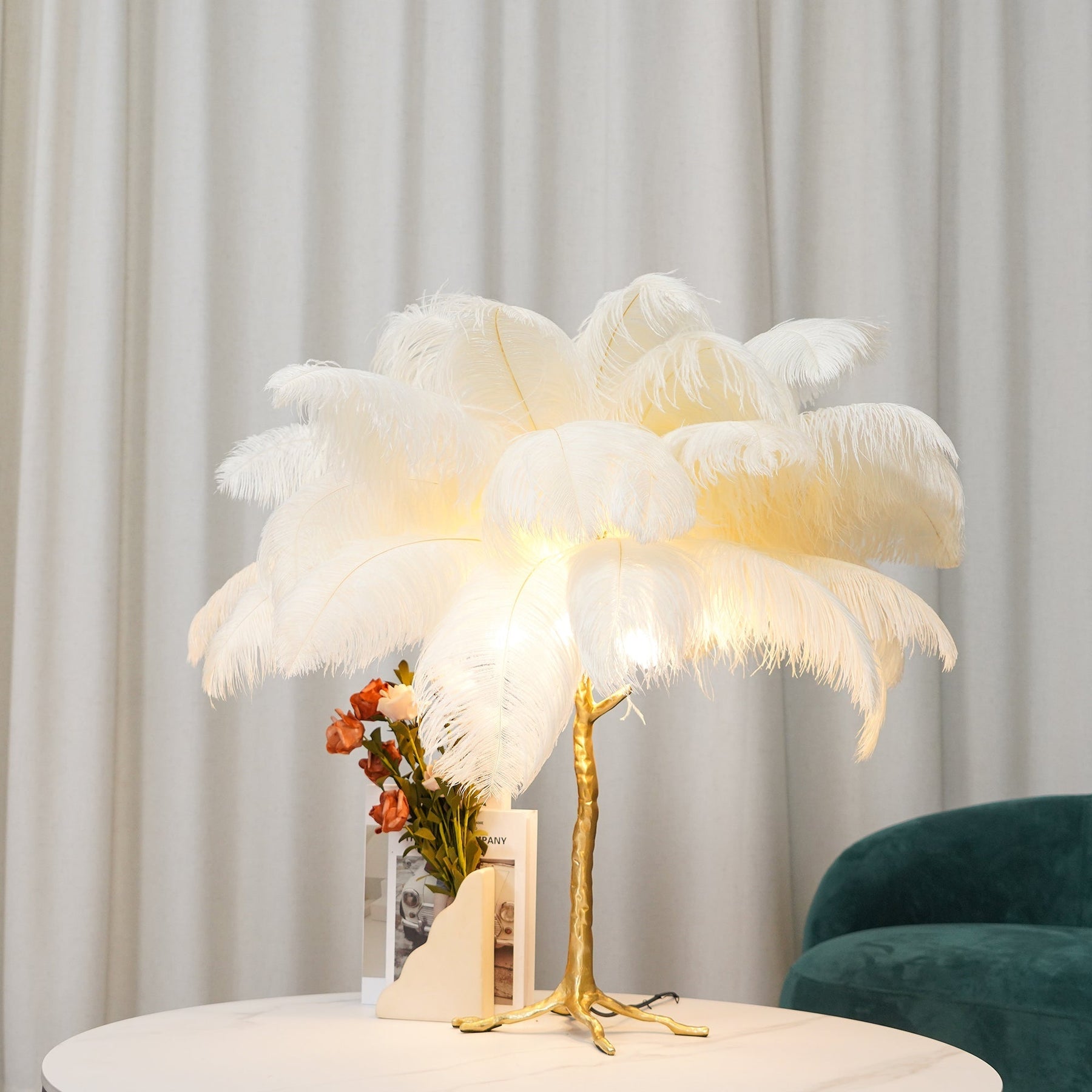 Lampe de Table Élégante en Plumes - Design Luxueux et Atmosphère Romantique