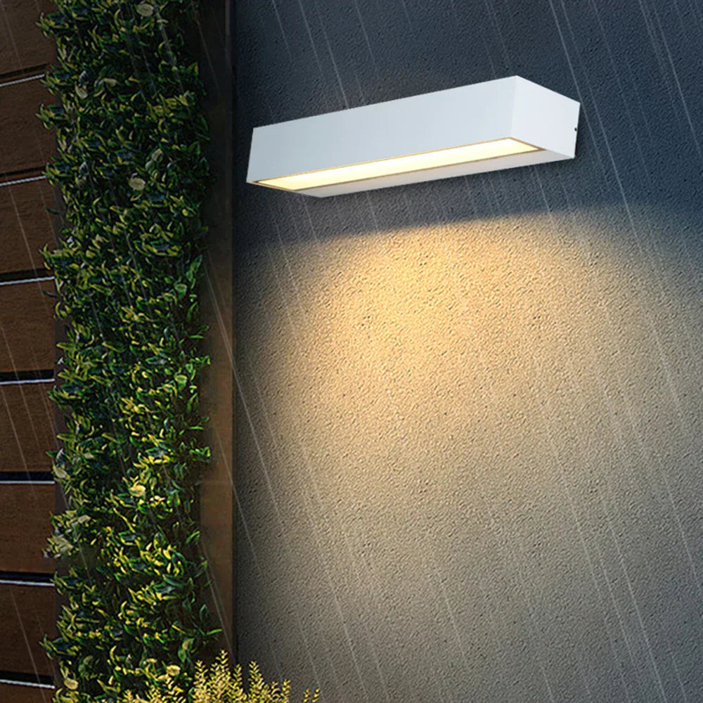 Lampe Murale Extérieure LED - Éclairage Étanche et Design Moderne