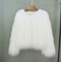 Veste en Fourrure Synthétique pour Femmes - Style Cropped Oversize et Confortable