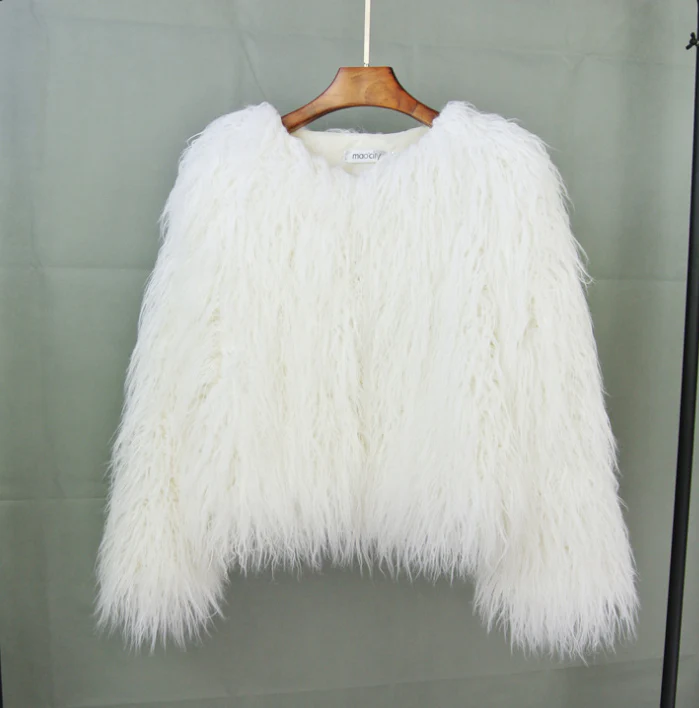Veste en Fourrure Synthétique pour Femmes - Style Cropped Oversize et Confortable