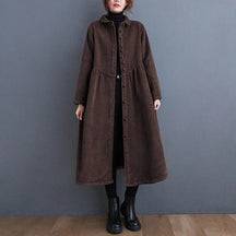 Manteau d'hiver Oversize en Velours Côtelé - Design à Boutons et Longueur Mi-Mollet