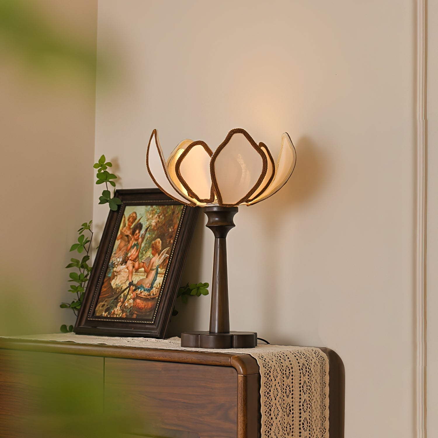 Lampe de Table Écologique - Design Floral et Ambiance Chaleureuse