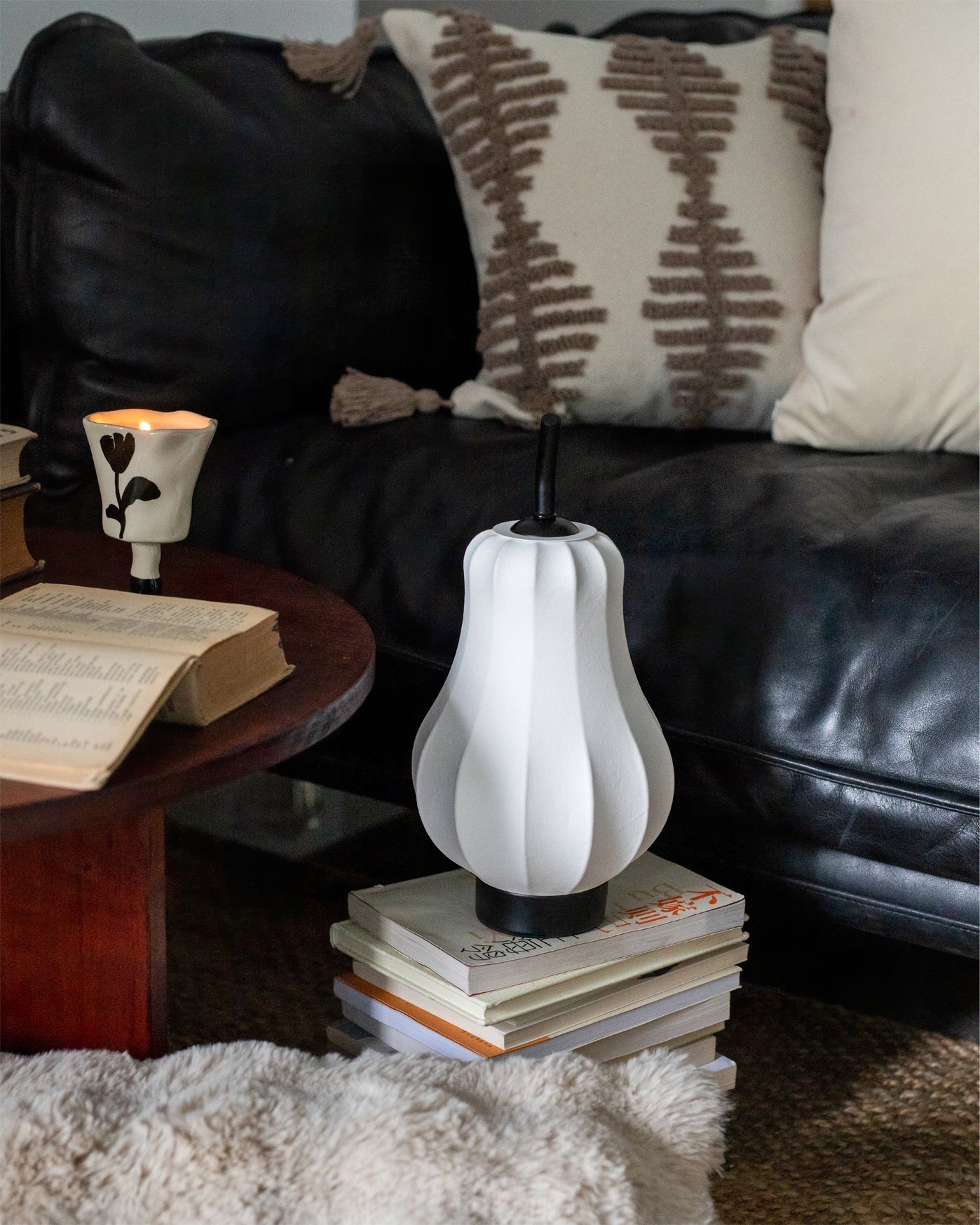 Lampe de Table Rechargeable - Design Élégant et Atmosphère Chaleureuse