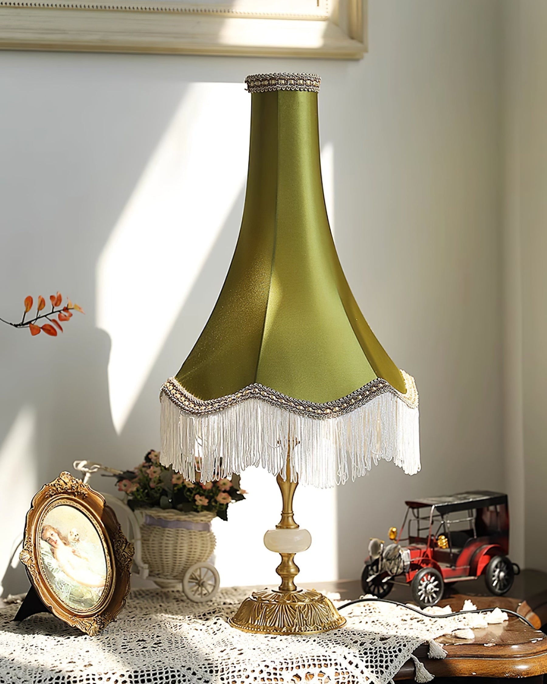 Lampe de Table en Marbre - Élégance et Franges Tissées