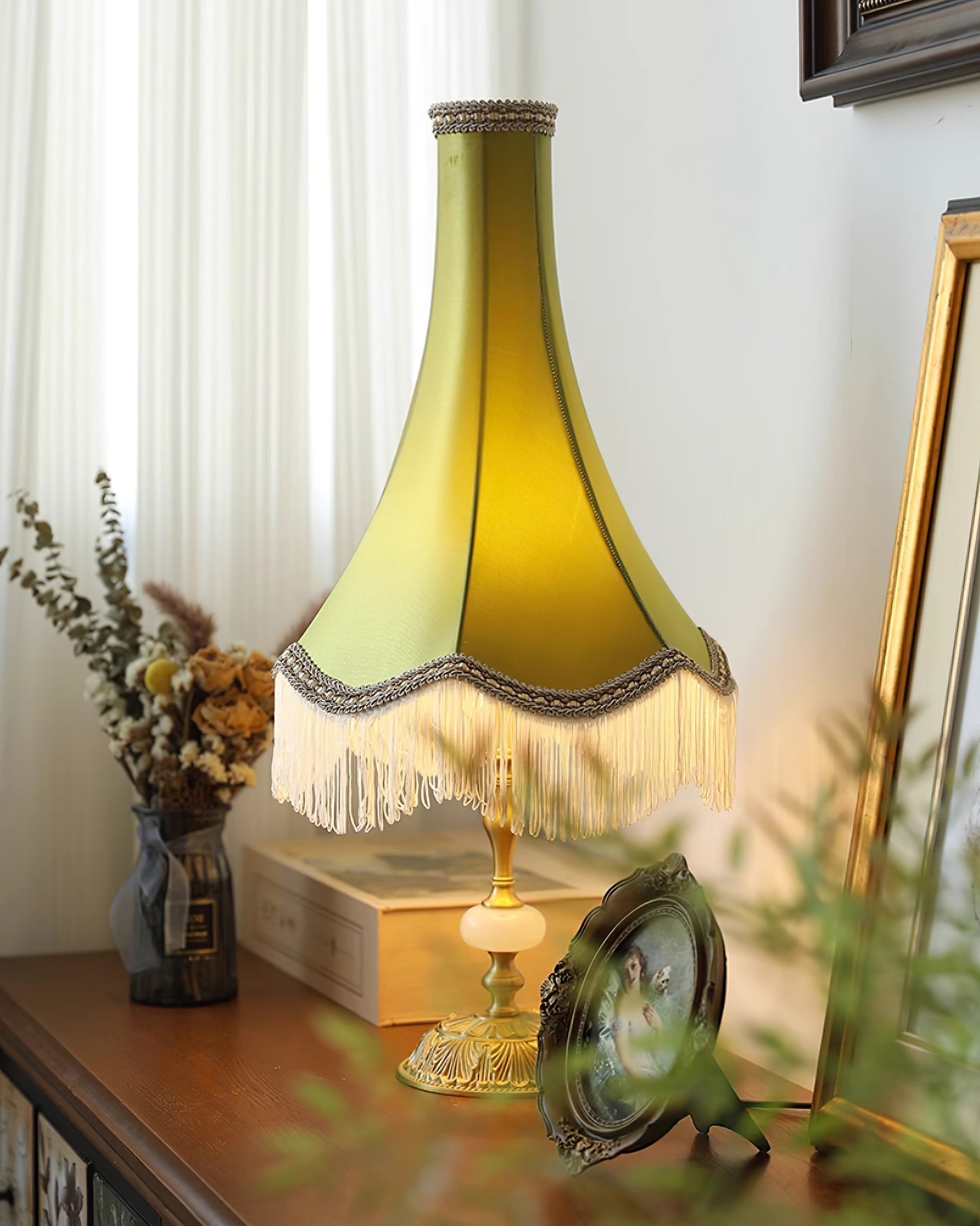 Lampe de Table en Marbre - Élégance et Franges Tissées