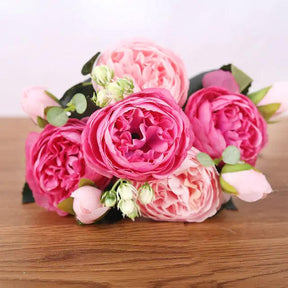Arrangement de Pivoines en Soie - Élégance Intemporelle et Entretien Facile