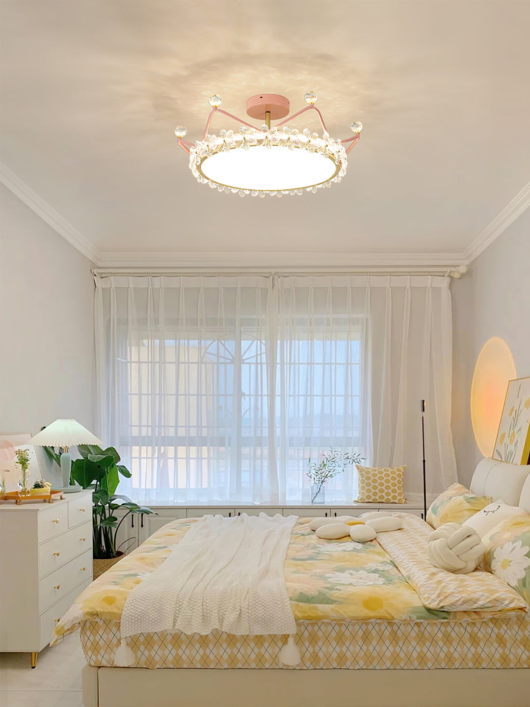 Lampe de Plafond Couronne Élégante - Éclairage Cristallin et Atmosphère Luxueuse