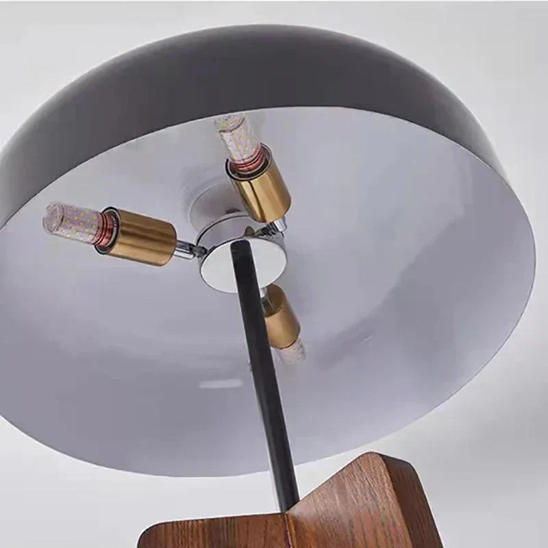 Lampe en Bois de Bambou - Élégance et Éclairage Chaleureux