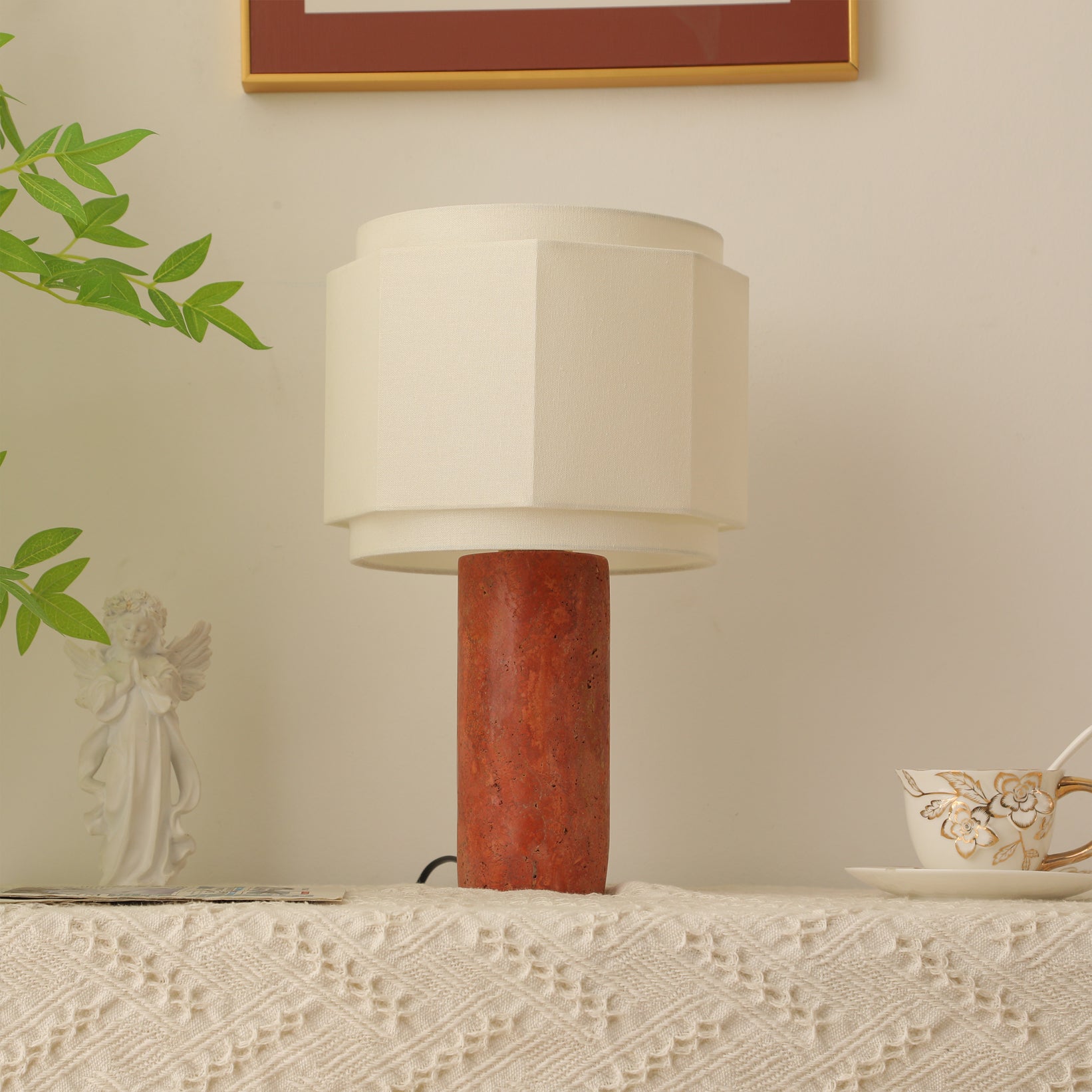 Lampe de Table Élégante en Travertin - Design Géométrique et Pratique