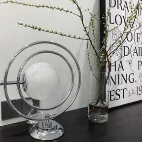 Lampe de Table Cosmique - Design Ludique et Éclairage Subtil