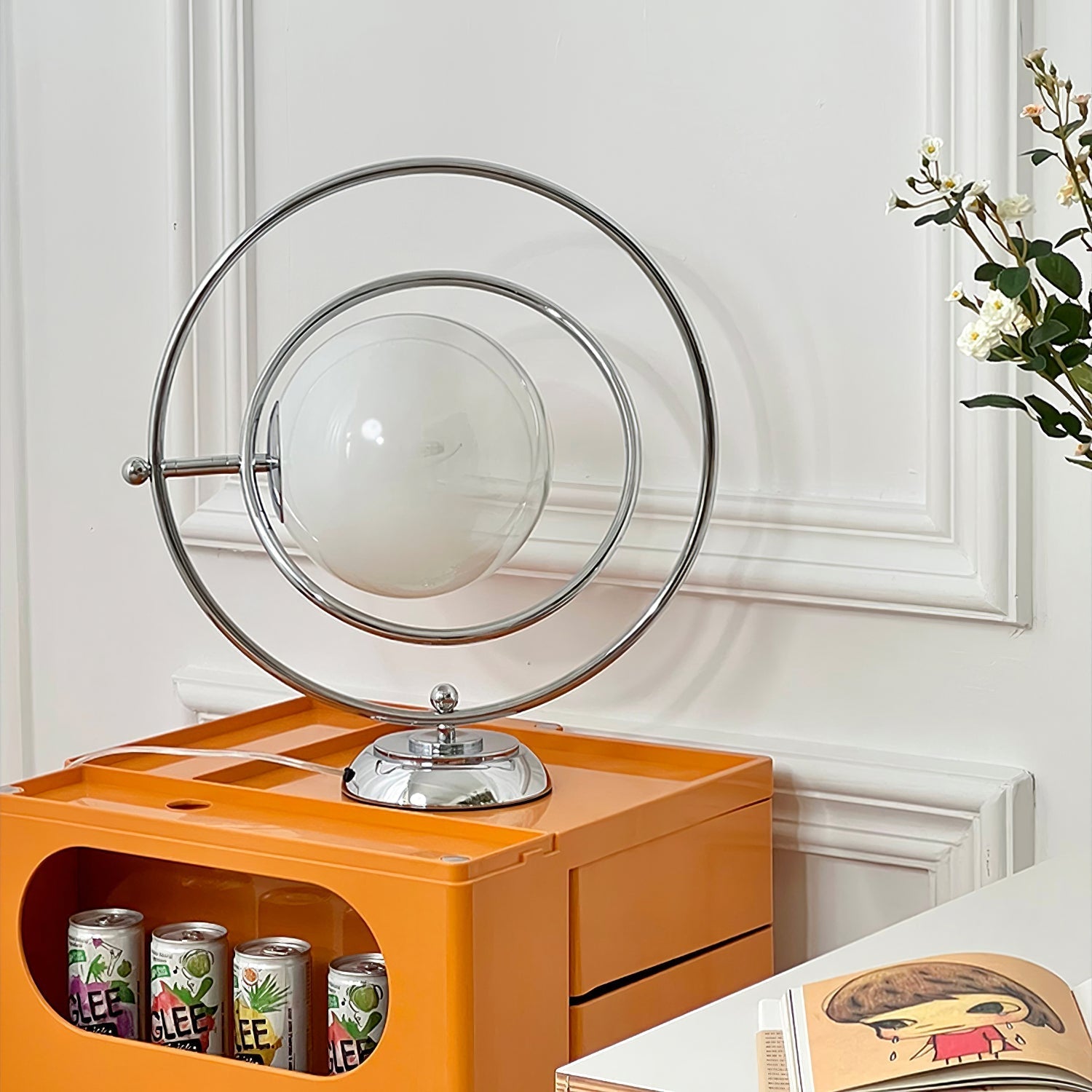 Lampe de Table Cosmique - Design Ludique et Éclairage Subtil