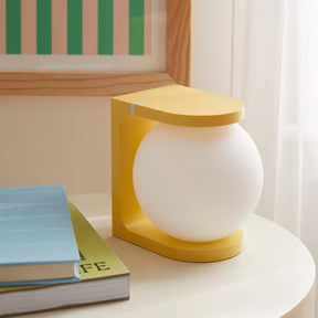 Lampe de Table avec Chargeur Sans Fil - Design Unique et Pratique pour Bureau