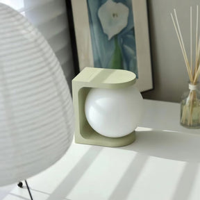 Lampe de Table avec Chargeur Sans Fil - Design Unique et Pratique pour Bureau
