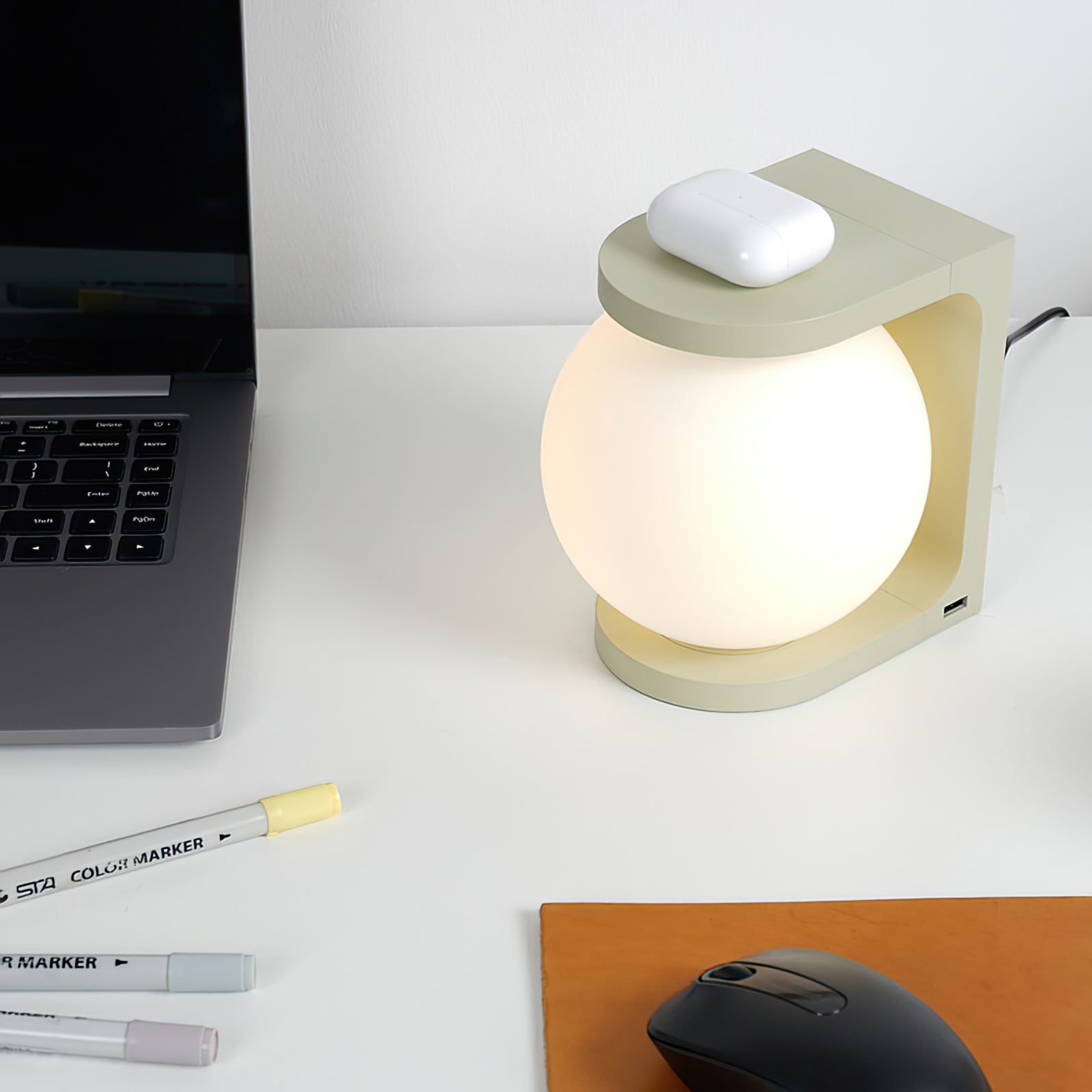 Lampe de Table avec Chargeur Sans Fil - Design Unique et Pratique pour Bureau