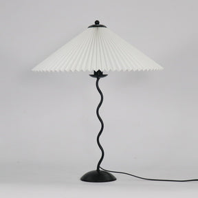 Lampe de Table Scandinave en Bois - Abat-jour Plissé et Élégant