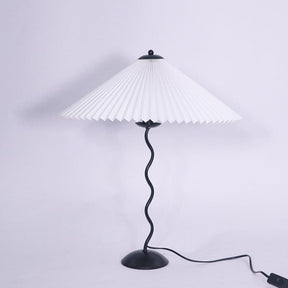 Lampe de Table Scandinave en Bois - Abat-jour Plissé et Élégant