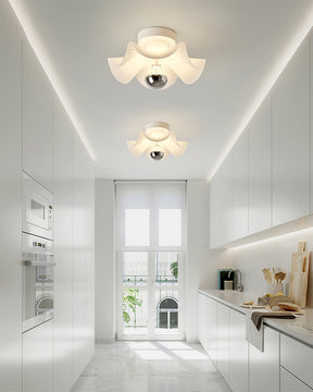 Lampe de Plafond Élégante - Pliages Detaillés et Éclairage Confortable