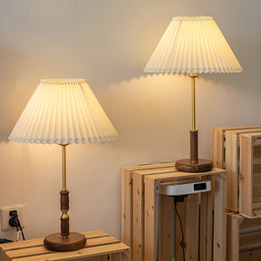 Lampe de Table Élégante en Métal - Abat-jour Plissé et Design Rétro