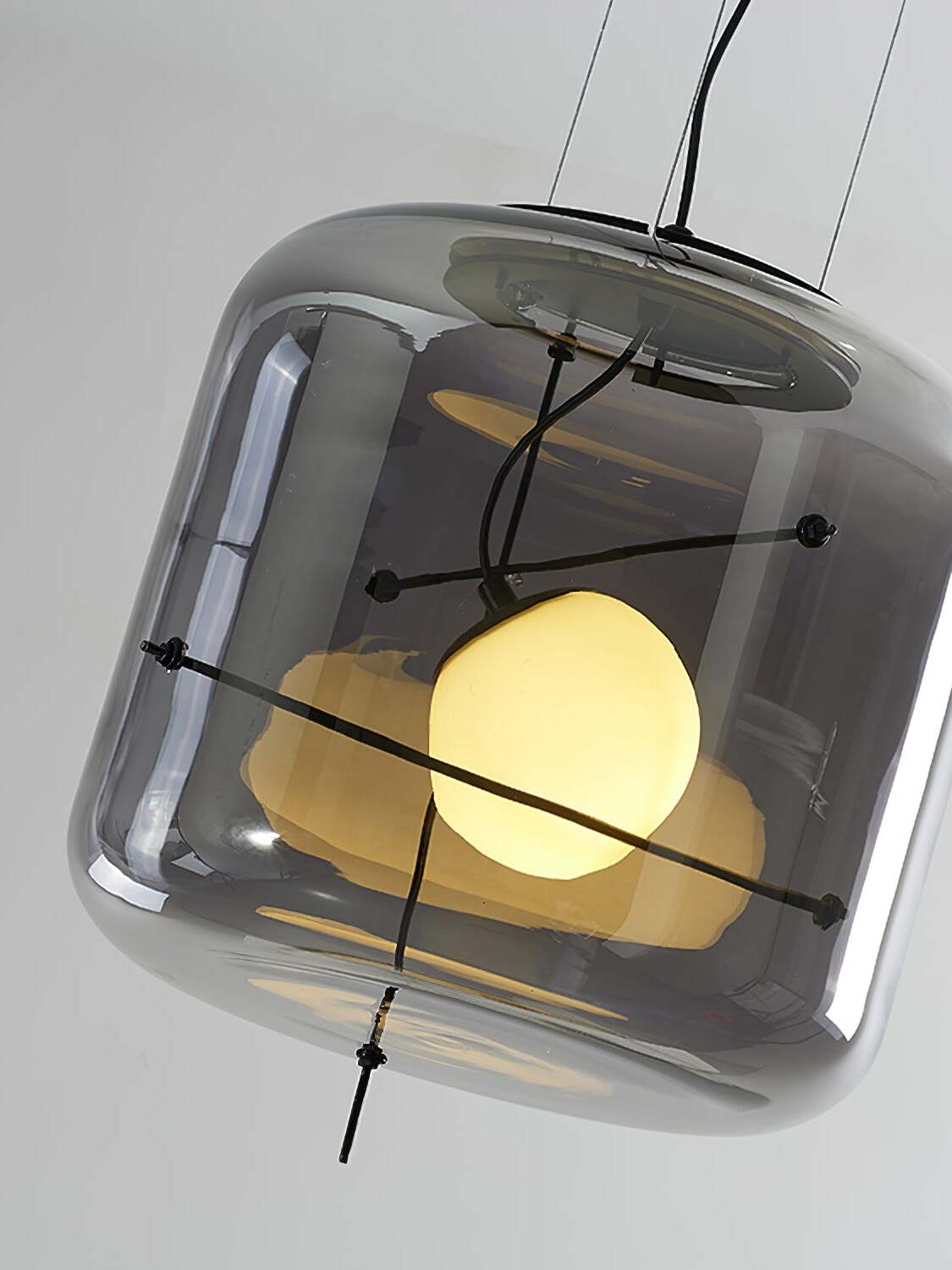 Suspension en Verre Diffusant - Ambiance Calme et Accueillante