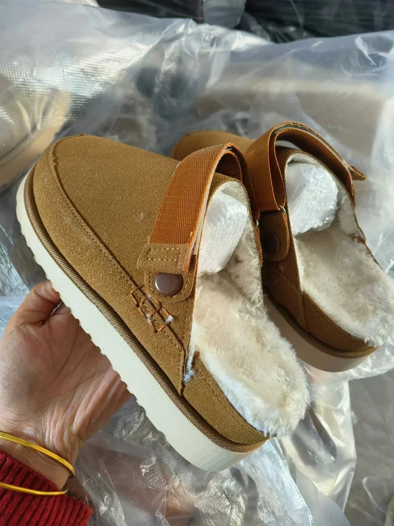 Chaussons d'Hiver en Peluche pour Femmes - Confort Douillet et Semelle Antidérapante