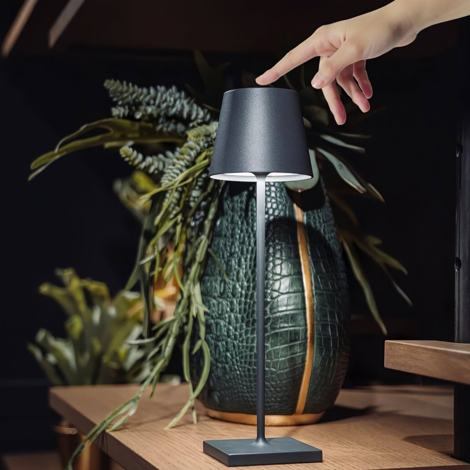 Lampe de Table LED Rechargeable - Design Compact et Tactile