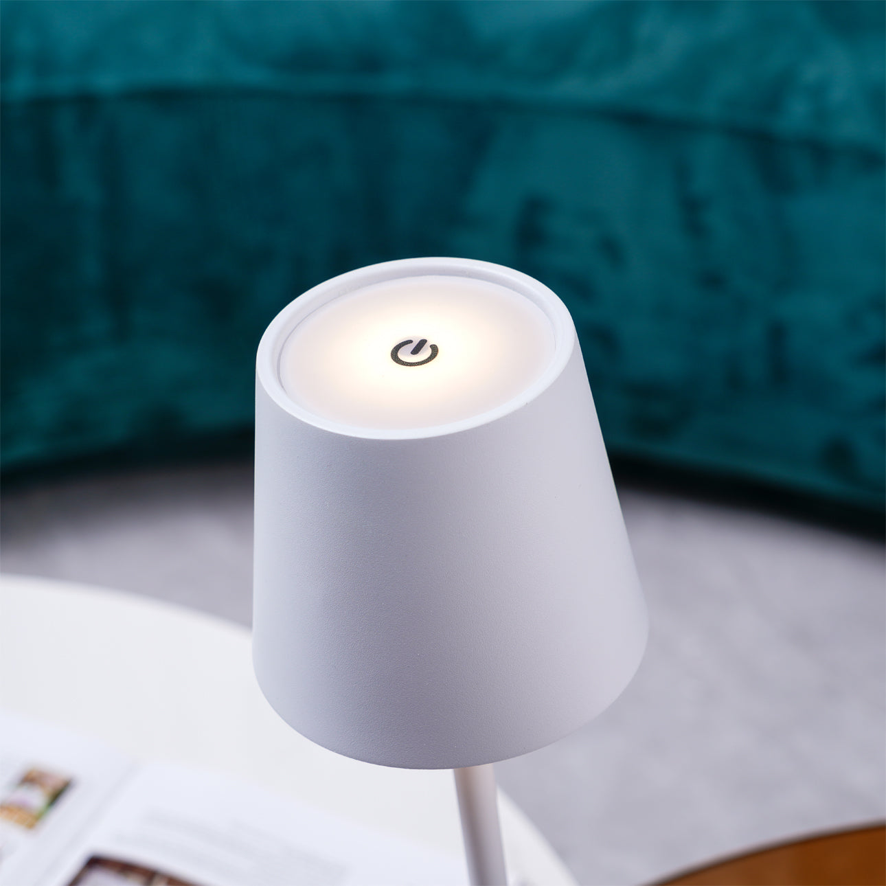 Lampe de Table LED Rechargeable - Design Compact et Tactile