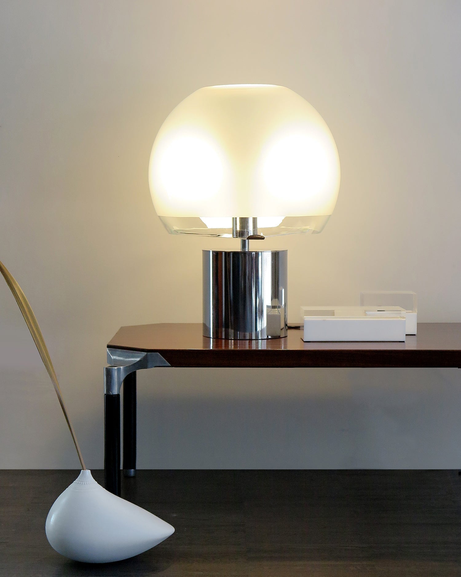 Lampe de Table Rétro en Verre - Design Élégant et Lumineux