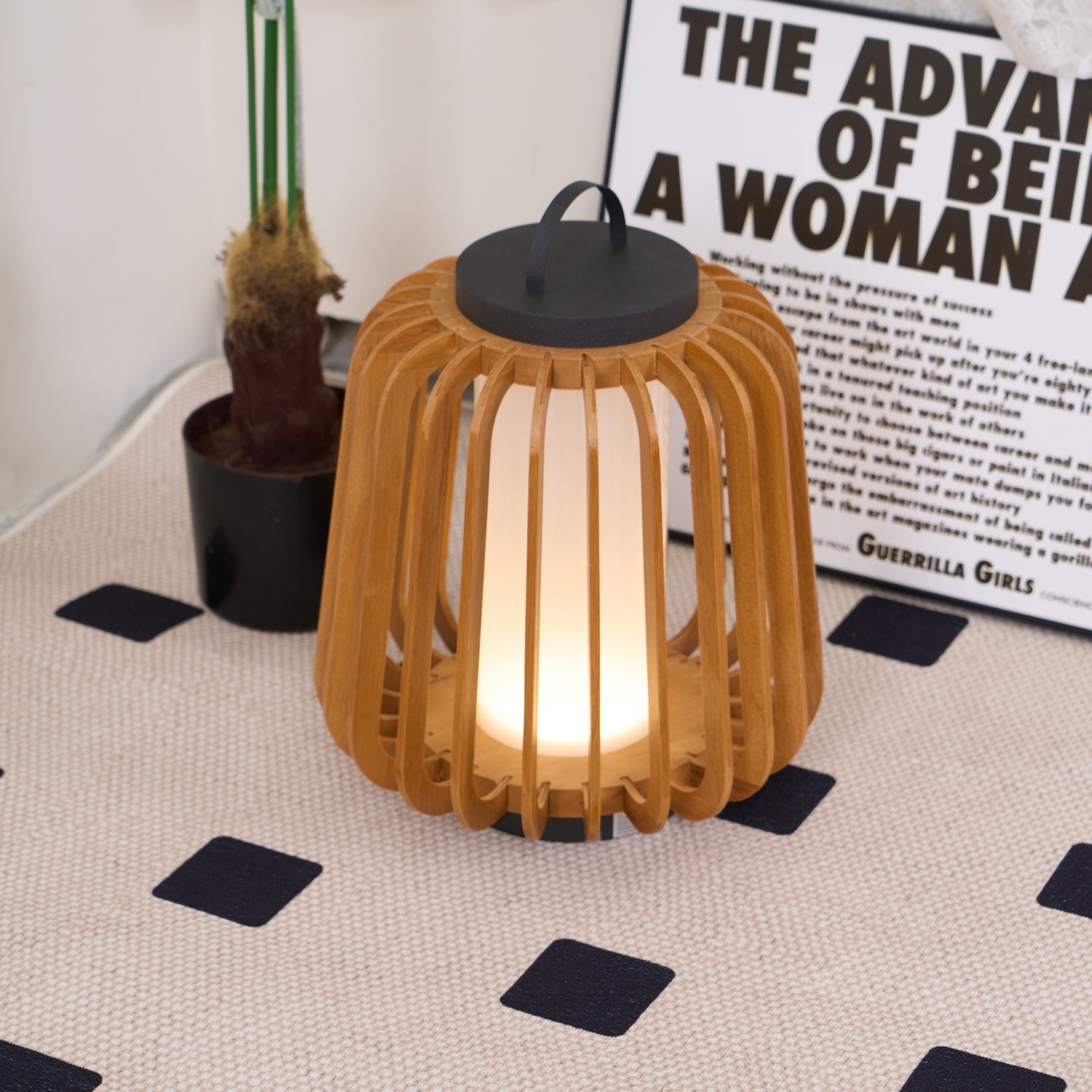 Lampe d'Éclairage Extérieur en Bois - Design Résistant aux Intempéries et Rechargeable