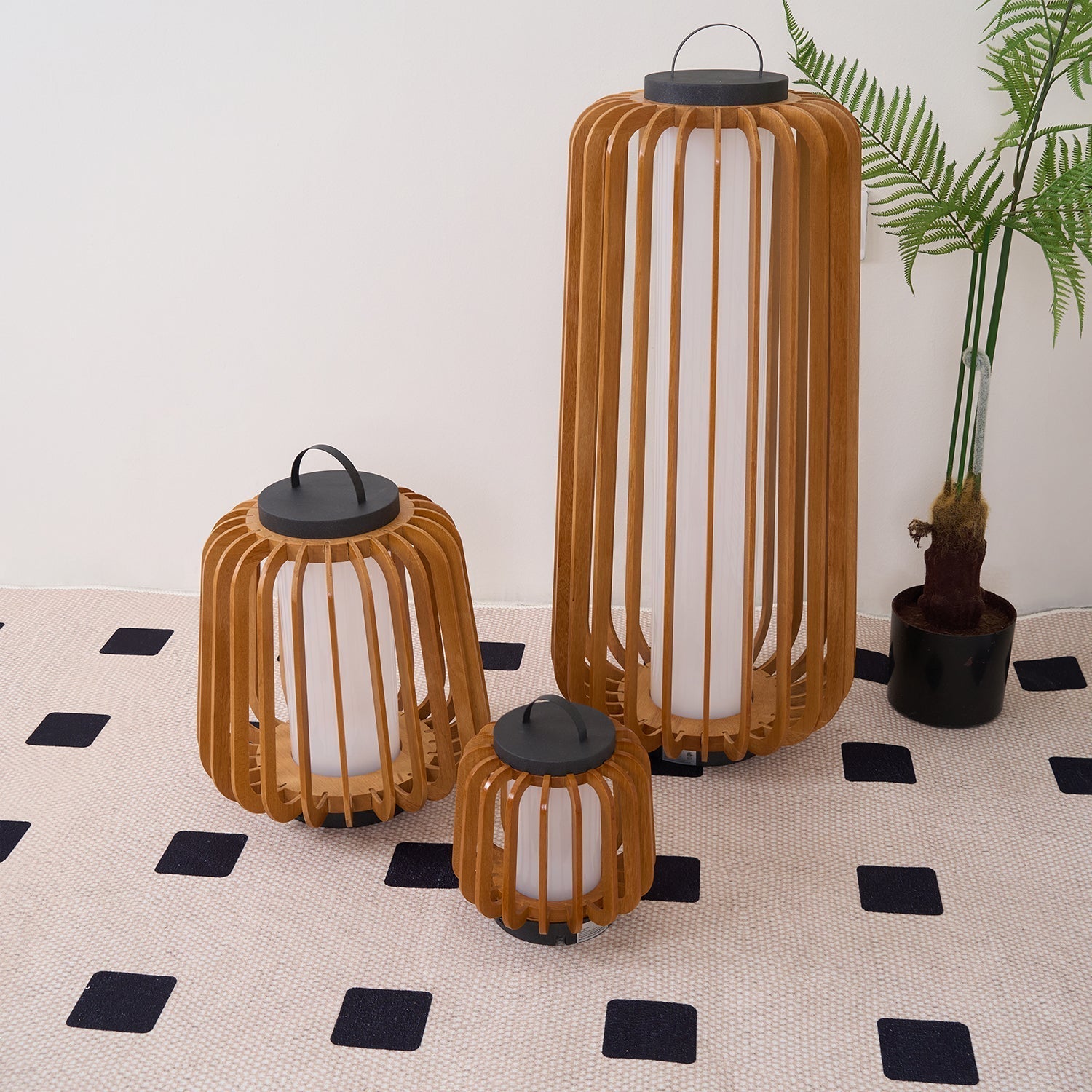 Lampe d'Éclairage Extérieur en Bois - Design Résistant aux Intempéries et Rechargeable