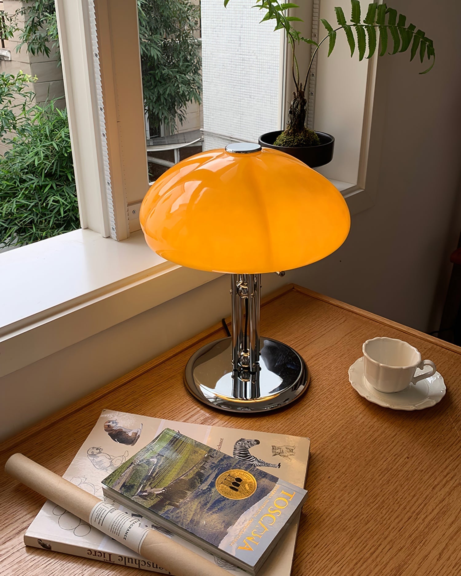Lampe de Bureau Rétro en Verre Orange - Design Audacieux et Ambiance Chaleureuse