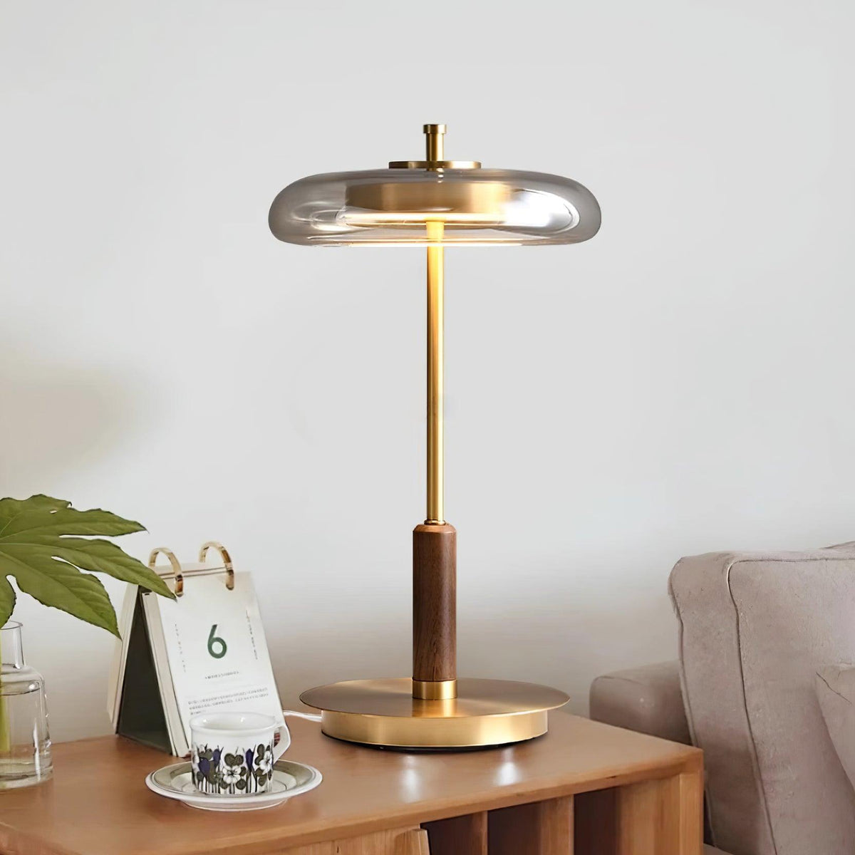 Lampe de Table Football - Design Élégant avec Lumière Chaude