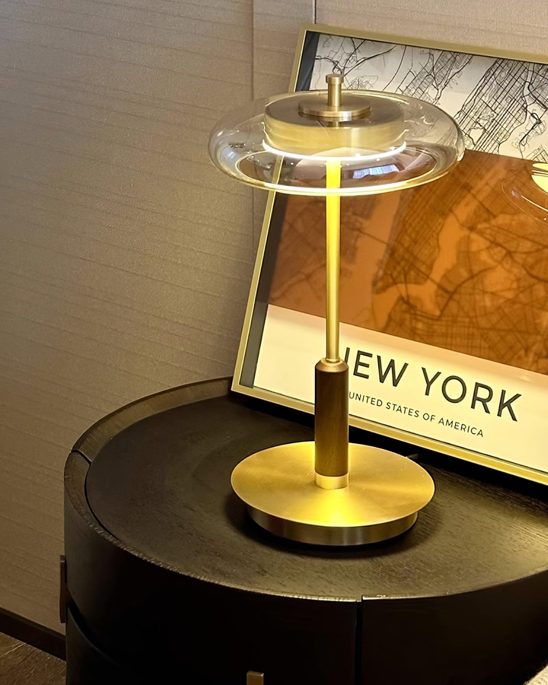 Lampe de Table Football - Design Élégant avec Lumière Chaude
