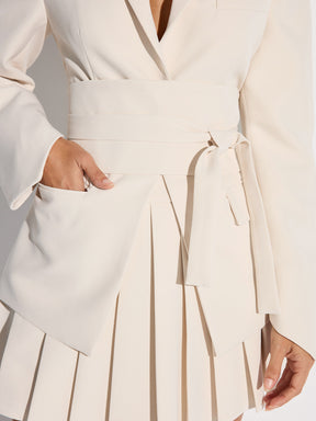 Blazer Ajusté Femme à Taille Cintrée - Élasticité et Ceinture Incluses