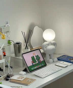 Lampe de Table Robotique - Design Créatif et Éclairage Joyeux