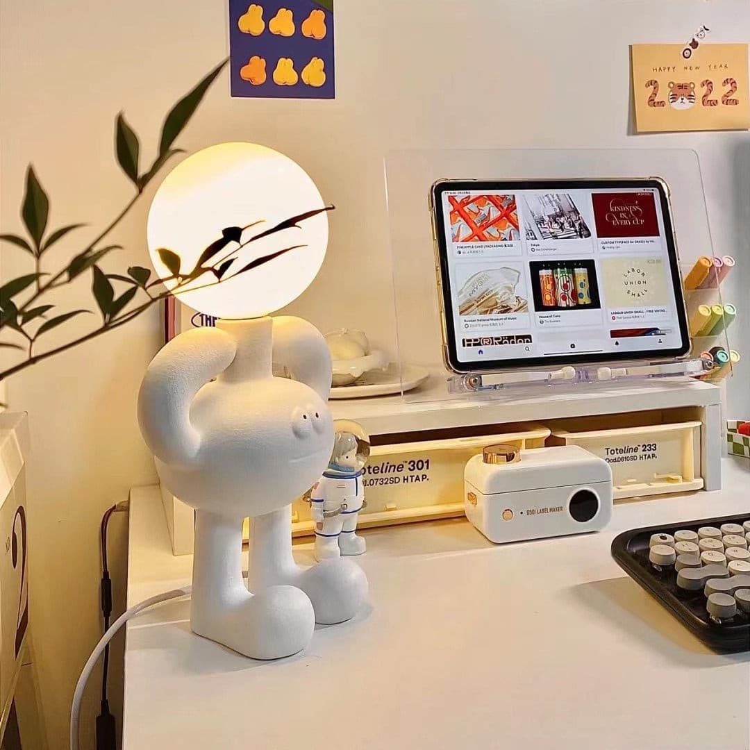Lampe de Table Robotique - Design Créatif et Éclairage Joyeux