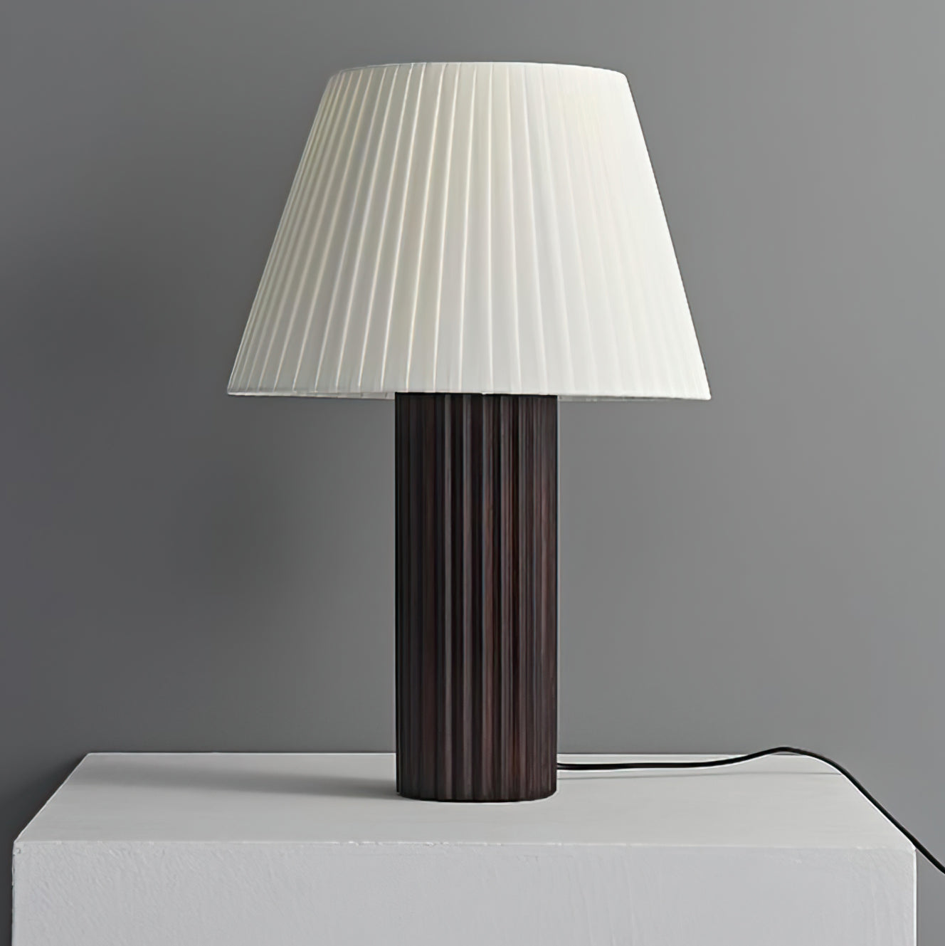 Lampe d'Intérieur en Bois - Éclairage Ambiant et Élégant