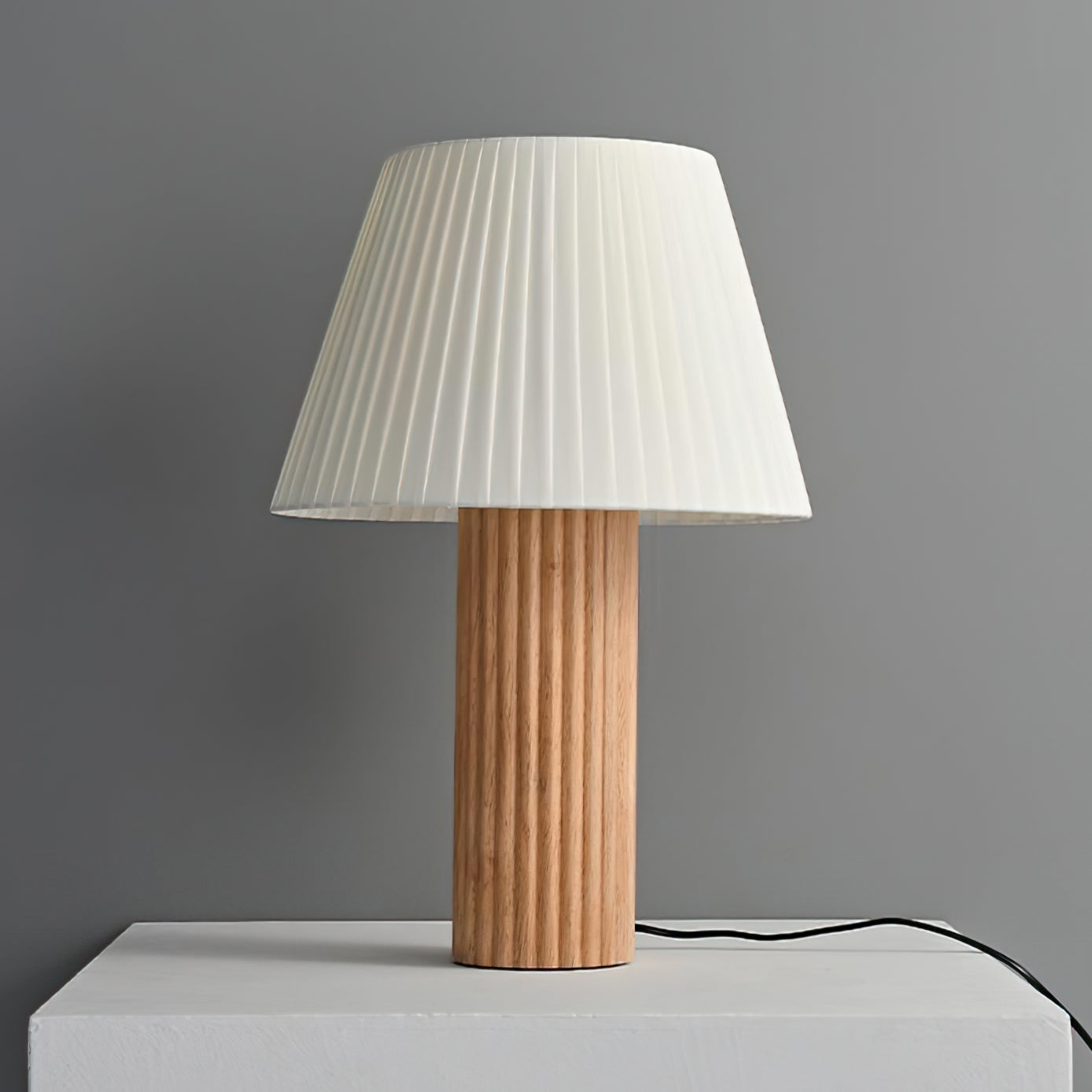 Lampe d'Intérieur en Bois - Éclairage Ambiant et Élégant