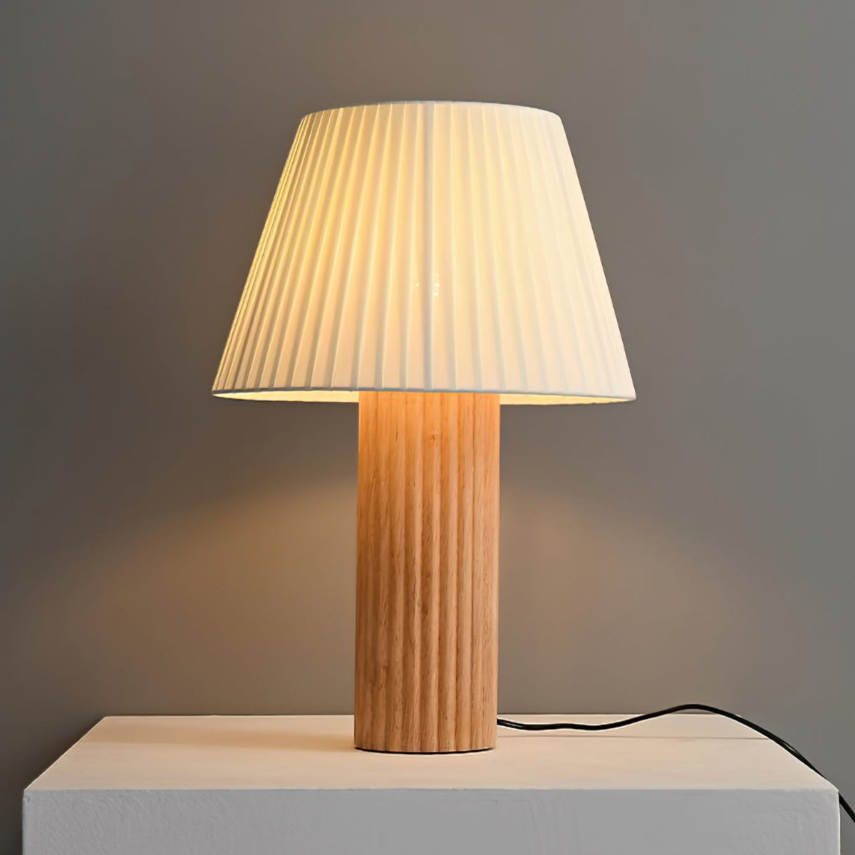 Lampe d'Intérieur en Bois - Éclairage Ambiant et Élégant